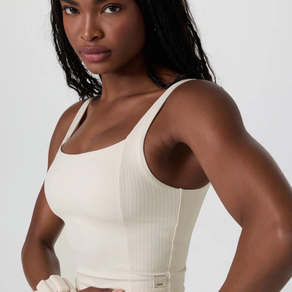 Vuori Marshmellow Inversion Rib Support Tank size SM
